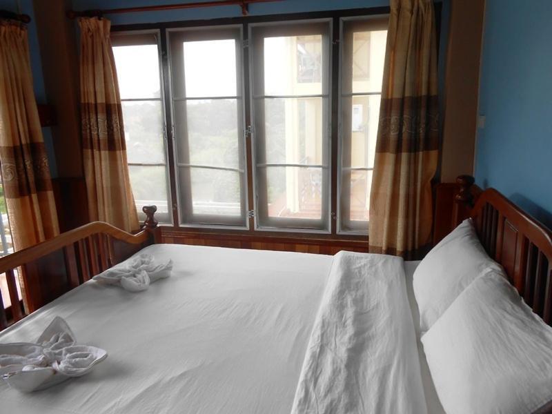 Domon Hotel Ванг-Виенг Экстерьер фото